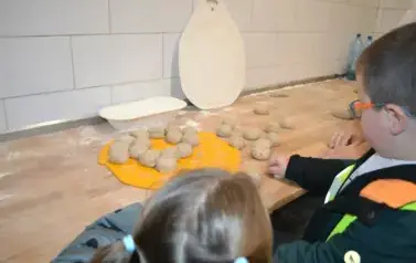568464466_24903093129343233_4325113774467926685_n
