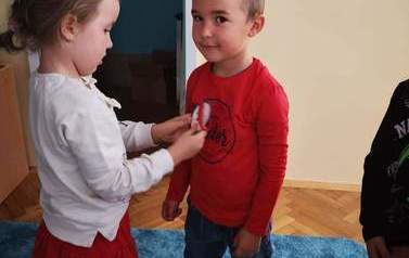 received_689589295098693
