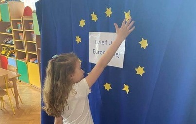 Zdjęcie do "Dzień Unii Europejskiej" w "Mądrych S&oacute;wkach" 