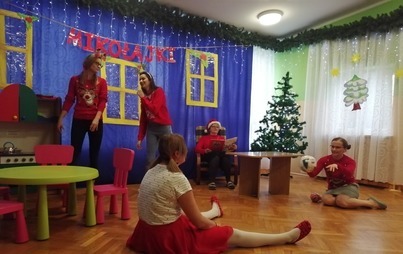 Zdjęcie do "Mikołajki 2021" - przedstawienie świąteczne 
