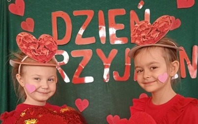 Zdjęcie do "Dzień Przyjaźni" u "Mądrych S&oacute;wek" 